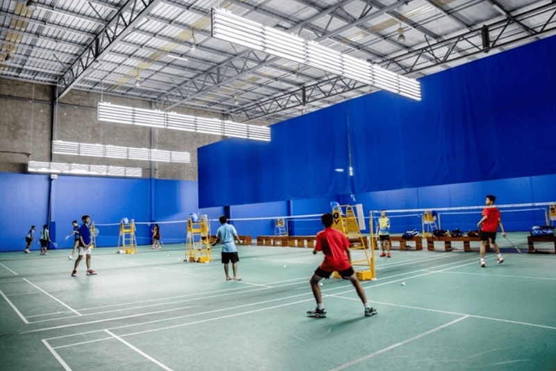 lớp dạy học cầu lông quận 11